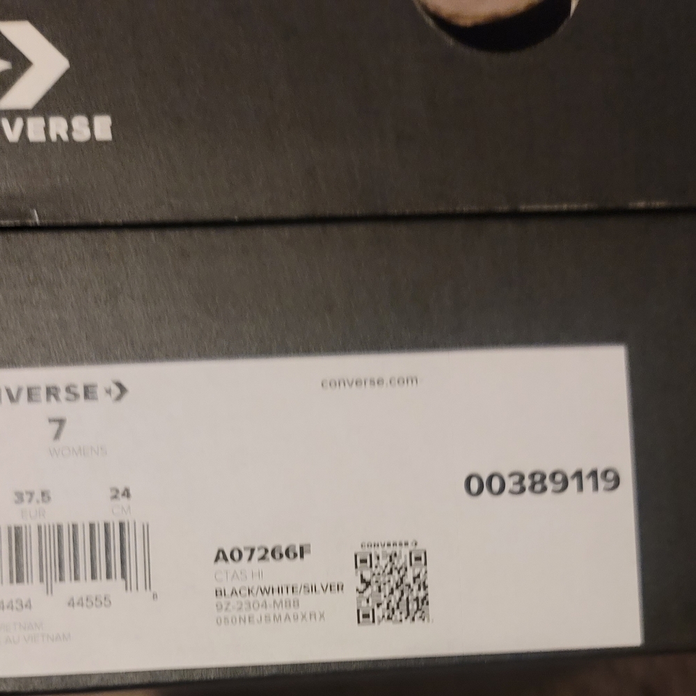 NIB/Converse - Picture 2 of 2